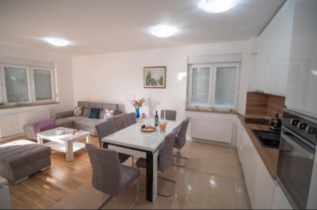 Apartman San โปซูเช ภายนอก รูปภาพ