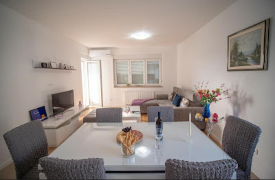 Apartman San โปซูเช ภายนอก รูปภาพ